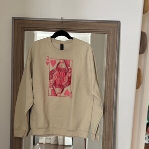 Gildan Cream Crewneck Sweater with Pink Graphic